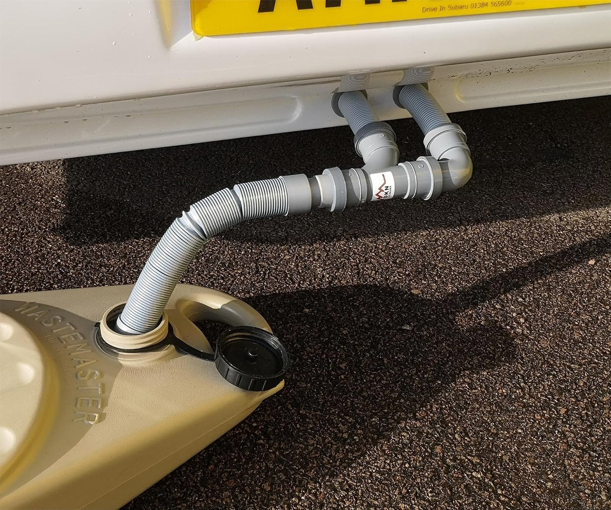 Double Waste Outlet with Flexible Convoluted Pipe
